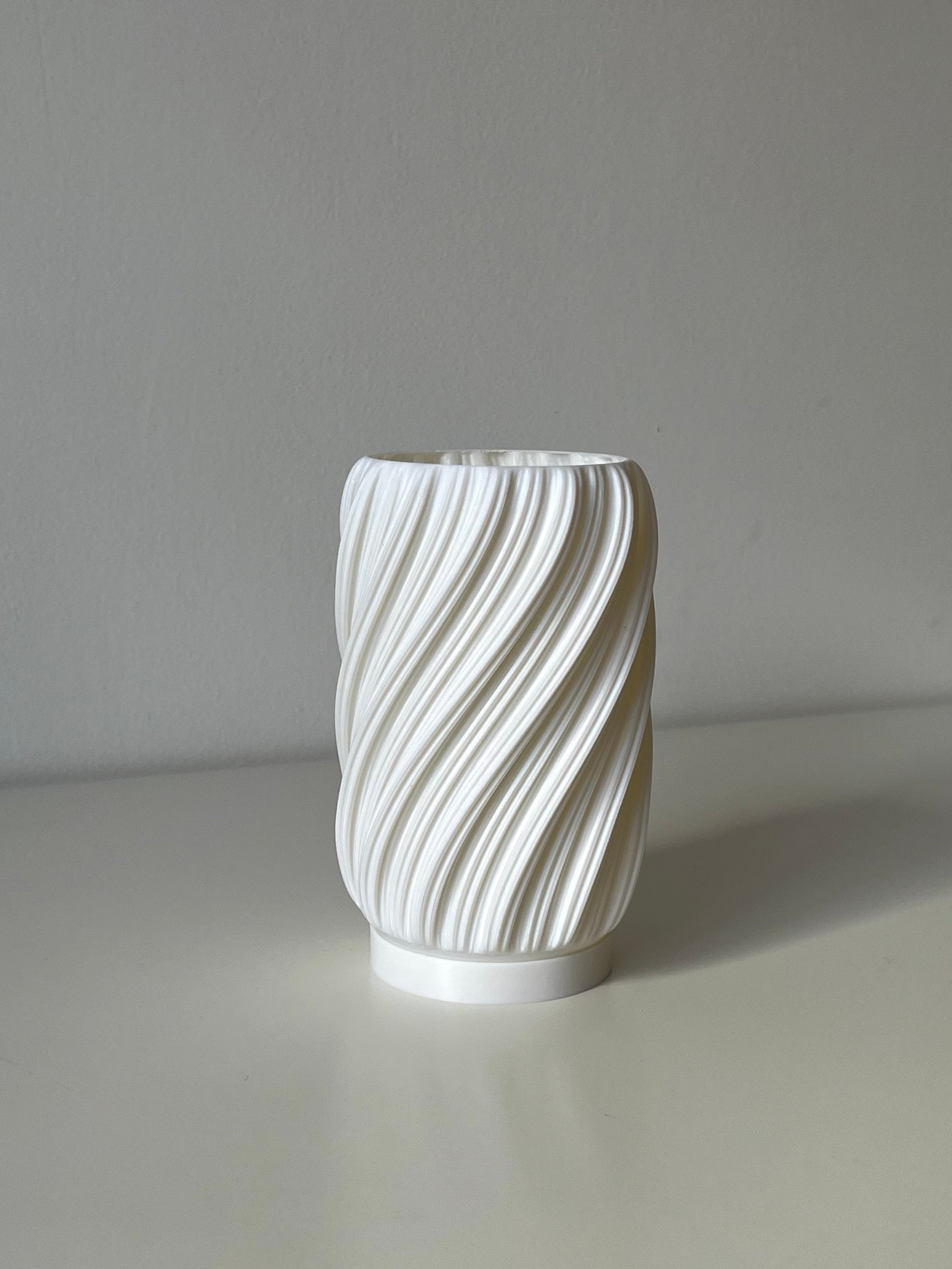 Briséa Lampe blanche